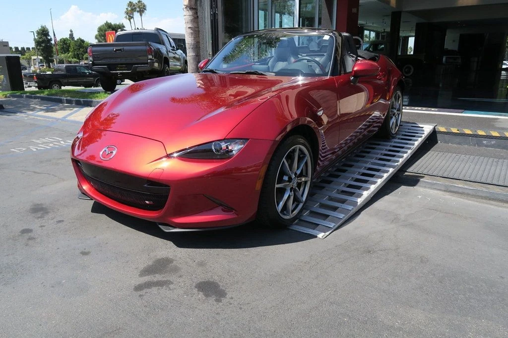 2022 Mazda ND MX-5 Miata - Image 2 of 21