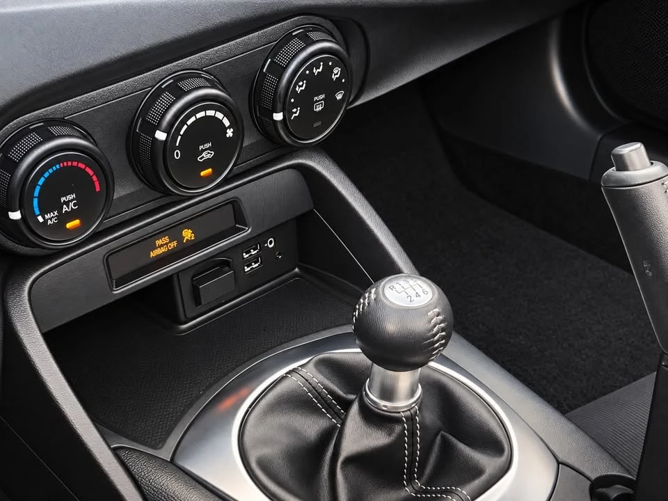 2022 Mazda ND MX-5 Miata - Image 9 of 18