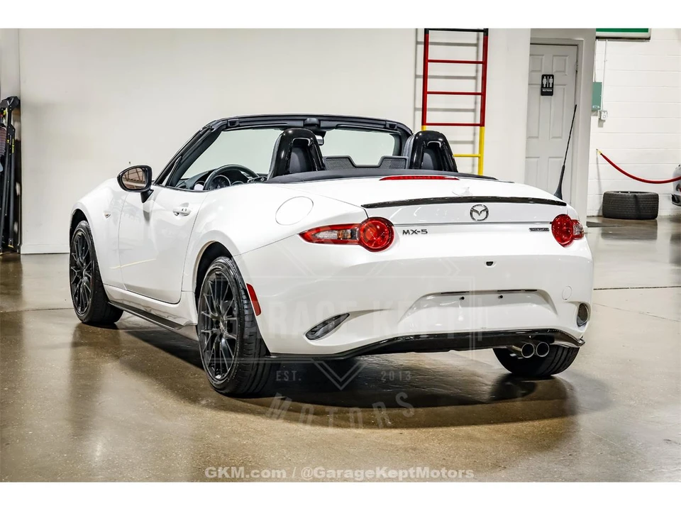 2022 Mazda ND MX-5 Miata - Image 7 of 31