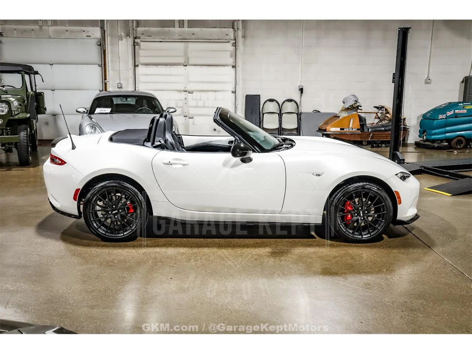 2022 Mazda ND MX-5 Miata - Image 10 of 31