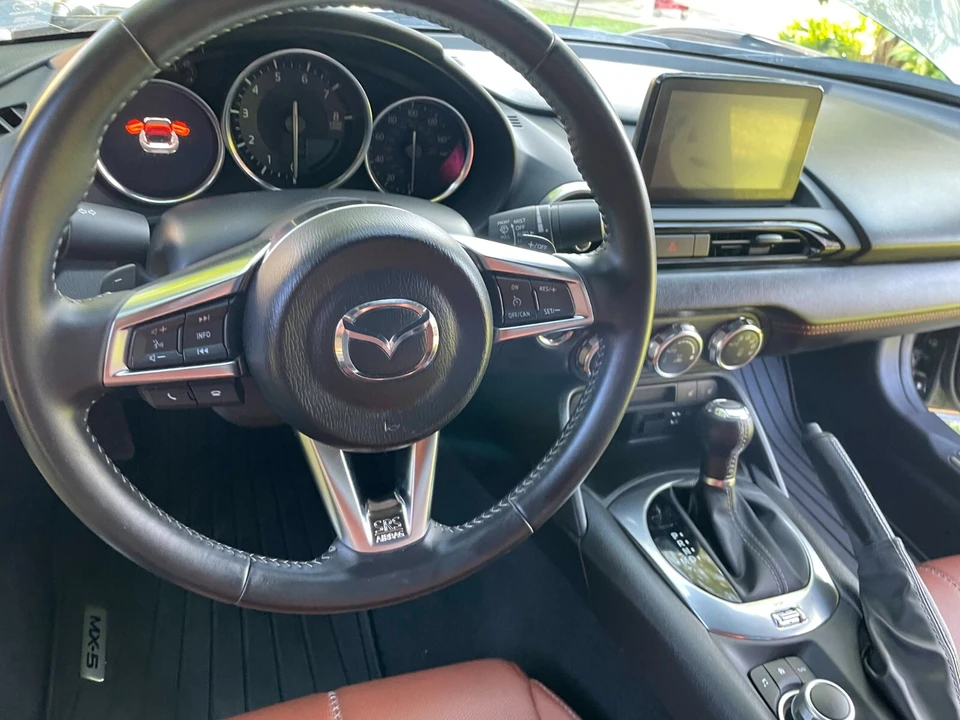 2022 Mazda ND MX-5 Miata - Image 15 of 21