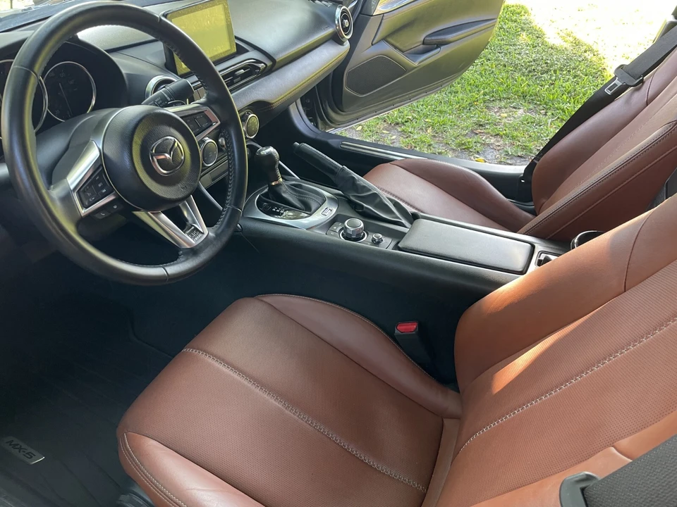 2022 Mazda ND MX-5 Miata - Image 13 of 21