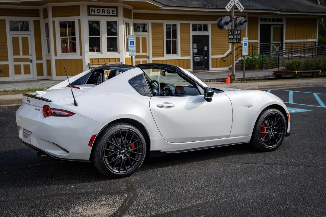 2022 Mazda ND MX-5 Miata - Image 10 of 31