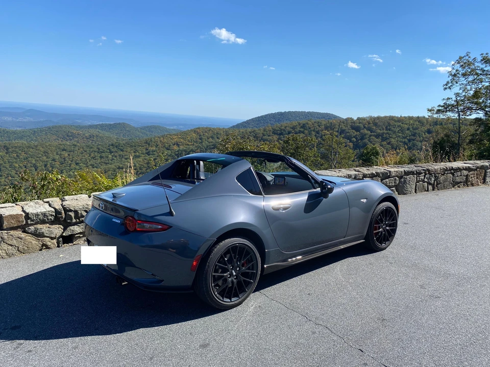 2022 Mazda ND MX-5 Miata - Image 13 of 31