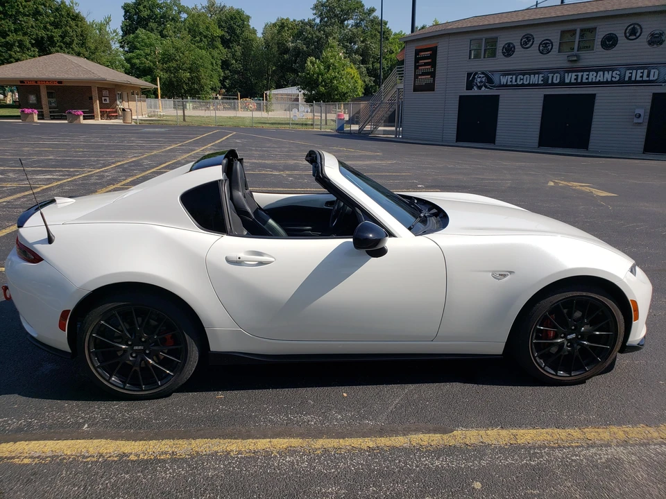 2022 Mazda ND MX-5 Miata - Image 12 of 31