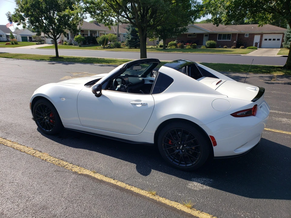 2022 Mazda ND MX-5 Miata - Image 8 of 31