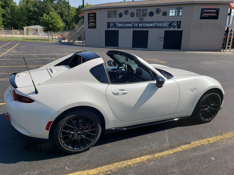 2022 Mazda ND MX-5 Miata - Image 11 of 31