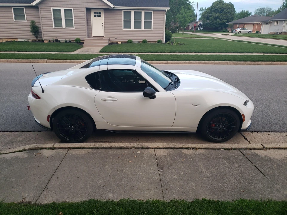 2022 Mazda ND MX-5 Miata - Image 27 of 31