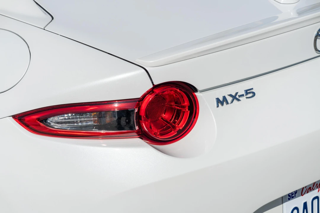 2022 Mazda ND MX-5 Miata - Image 26 of 31