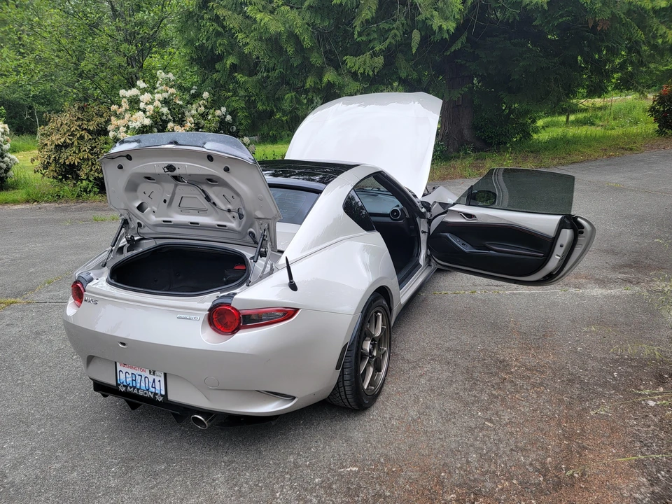 2022 Mazda ND MX-5 Miata - Image 17 of 31