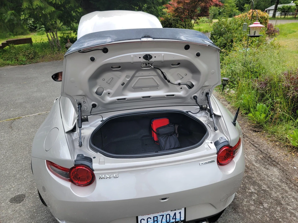 2022 Mazda ND MX-5 Miata - Image 16 of 31
