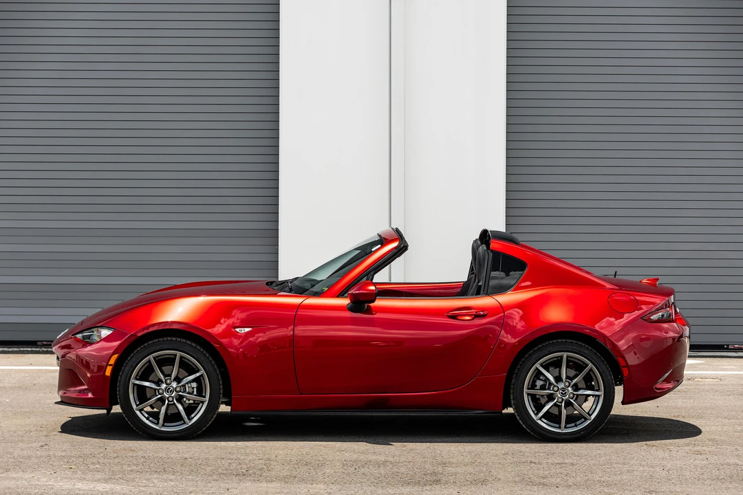 2022 Mazda ND MX-5 Miata - Image 15 of 31