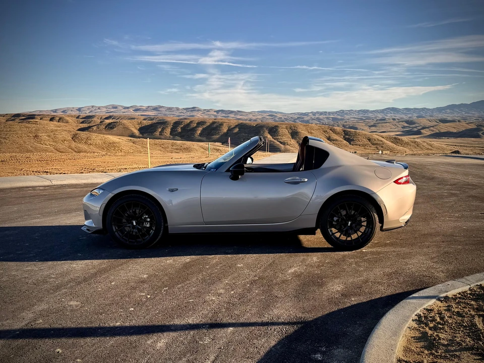 2022 Mazda ND MX-5 Miata - Image 11 of 31