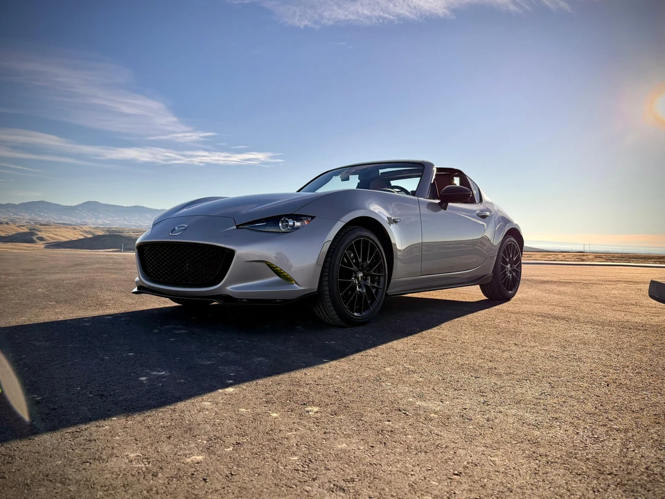 2022 Mazda ND MX-5 Miata - Image 8 of 31
