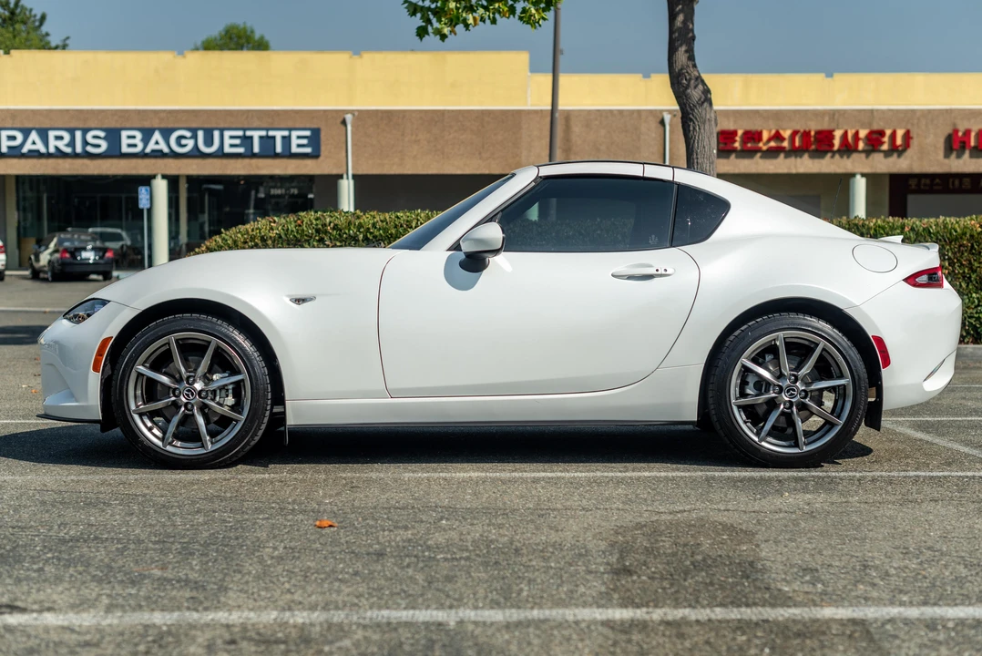 2022 Mazda ND MX-5 Miata - Image 9 of 31
