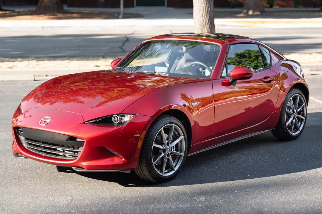2022 Mazda ND MX-5 Miata - Image 13 of 31