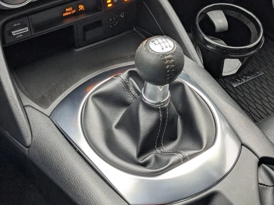 2022 Mazda ND MX-5 Miata - Image 15 of 19