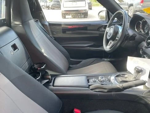 2022 Mazda ND MX-5 Miata - Image 8 of 10