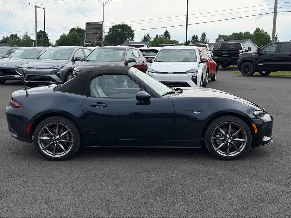 2022 Mazda ND MX-5 Miata - Image 9 of 20