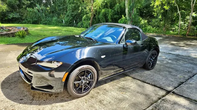 2022 Mazda MX-5 Sport Convertible 2D