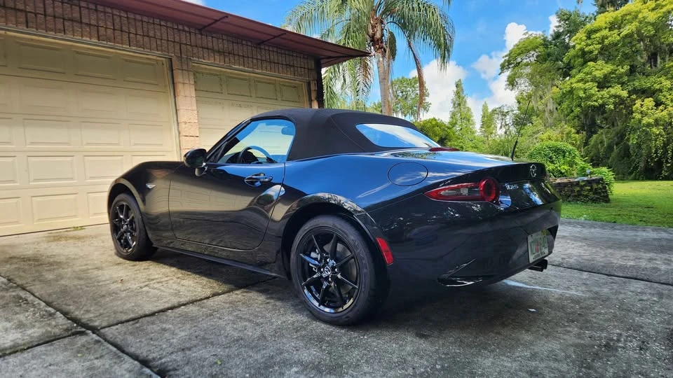 2022 Mazda ND MX-5 Miata - Image 4 of 10