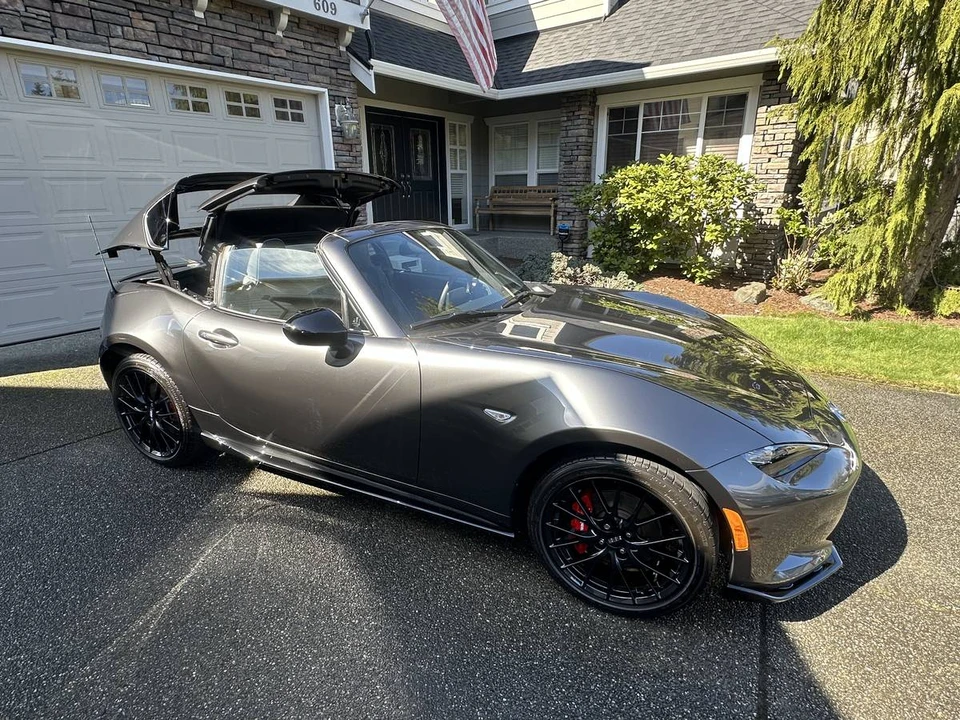 2022 Mazda ND MX-5 Miata - Image 2 of 10
