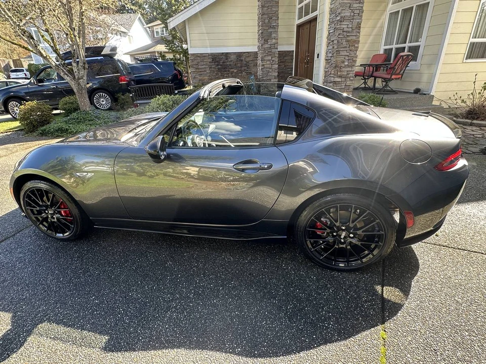 2022 Mazda ND MX-5 Miata - Image 5 of 10