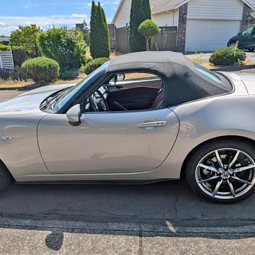 2022 Mazda MX-5 Miata Grand Sport