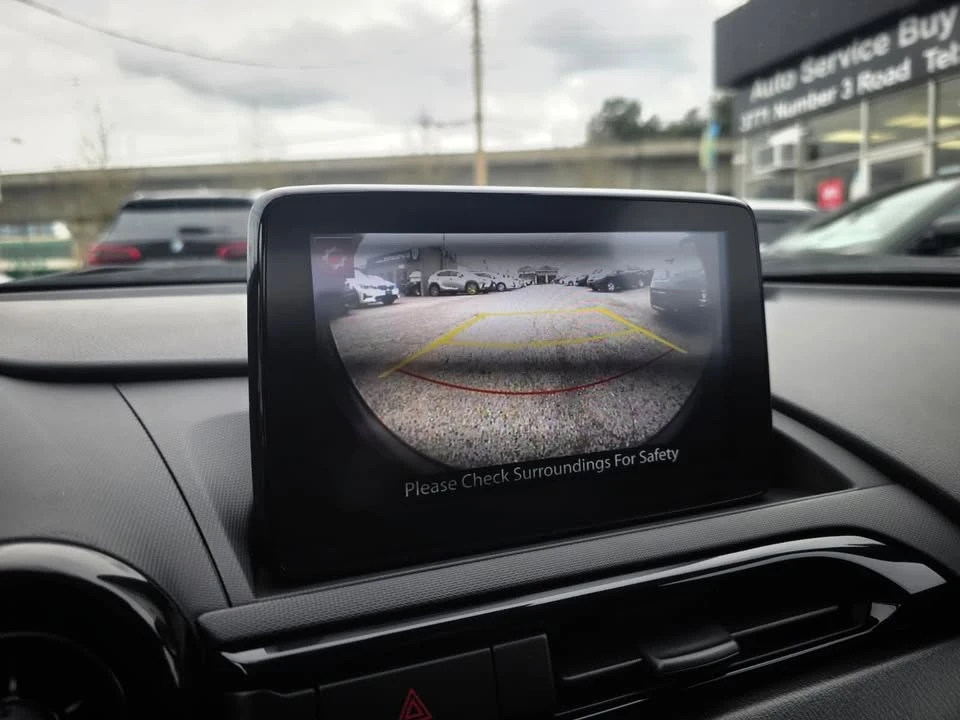 2022 Mazda ND MX-5 Miata - Image 10 of 16