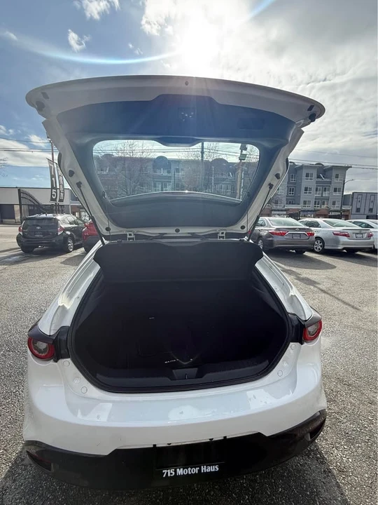 2022 Mazda Mazda 3 4th Gen - Image 5 of 8