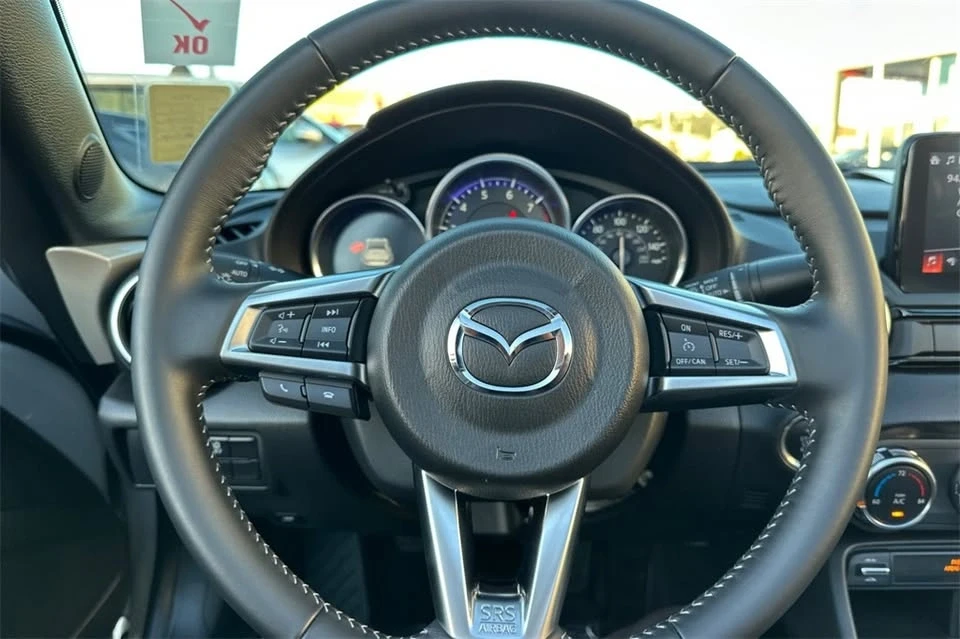 2022 Mazda ND MX-5 Miata - Image 17 of 18
