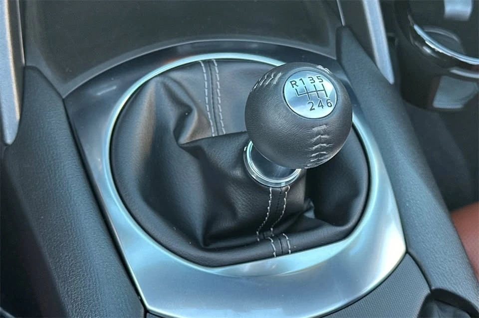 2022 Mazda ND MX-5 Miata - Image 16 of 18