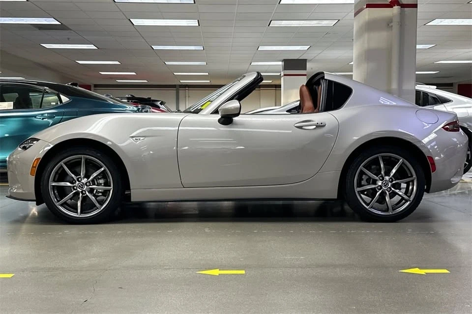 2022 Mazda ND MX-5 Miata - Image 6 of 18