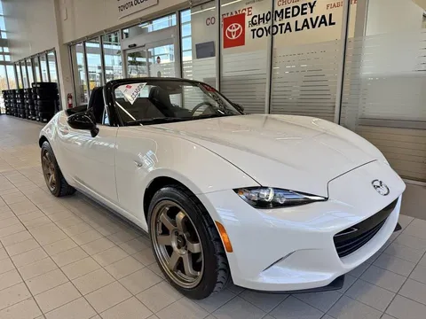 2022 Mazda MX-5 Miata GS Convertible