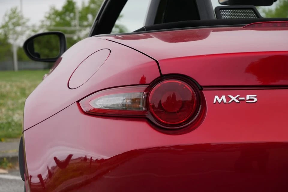 2022 Mazda ND MX-5 Miata - Image 10 of 20