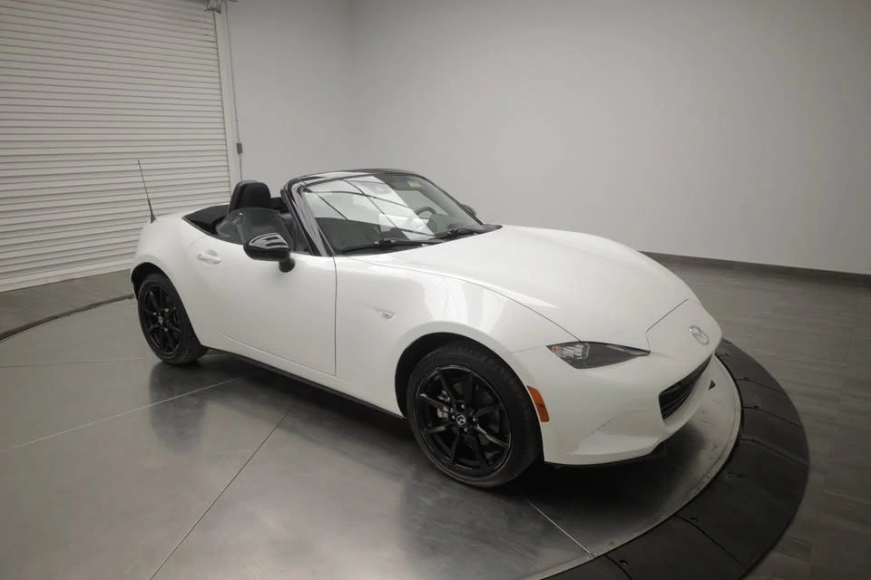 2022 Mazda ND MX-5 Miata - Image 9 of 15
