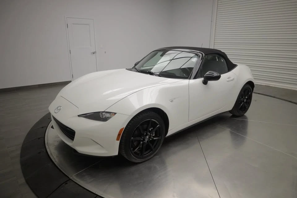 2022 Mazda ND MX-5 Miata - Image 4 of 14