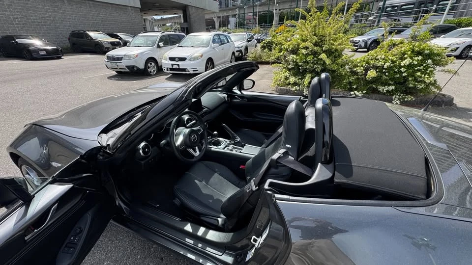 2022 Mazda ND MX-5 Miata - Image 13 of 17