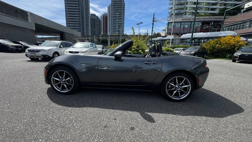2022 Mazda ND MX-5 Miata - Image 8 of 17