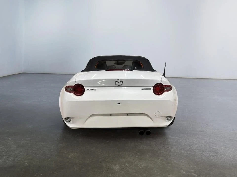 2022 Mazda ND MX-5 Miata - Image 7 of 10