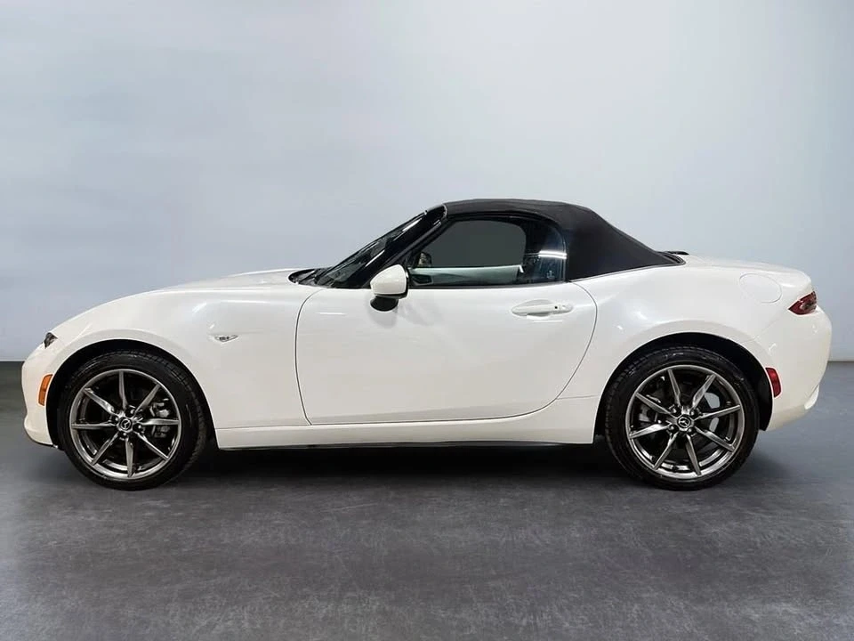 2022 Mazda ND MX-5 Miata - Image 9 of 10