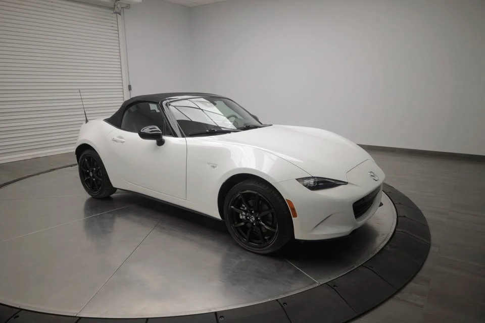 2022 Mazda ND MX-5 Miata - Image 14 of 20