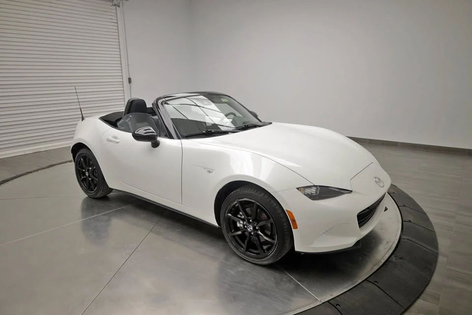 2022 Mazda ND MX-5 Miata - Image 2 of 20