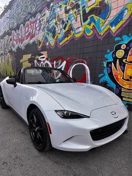 2022 Mazda MX-5 Miata Club