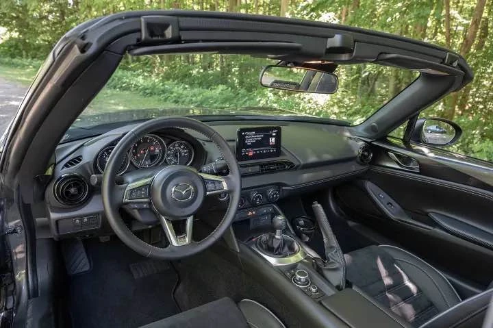 2022 Mazda ND MX-5 Miata - Image 4 of 4