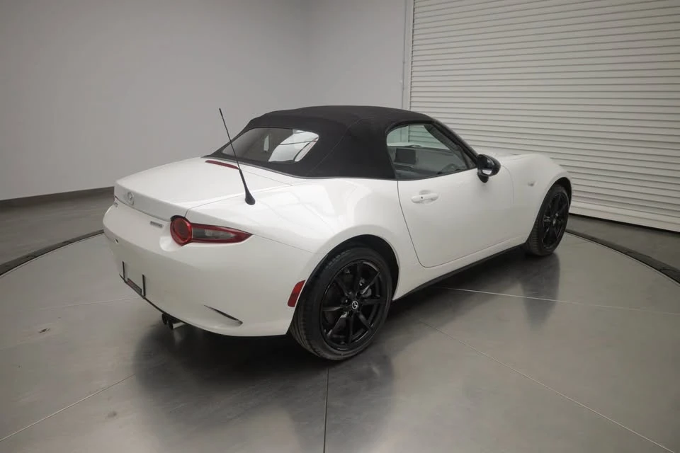 2022 Mazda ND MX-5 Miata - Image 4 of 11