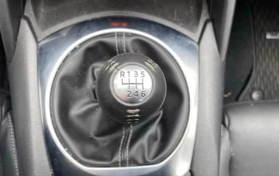 2022 Mazda ND MX-5 Miata - Image 11 of 20
