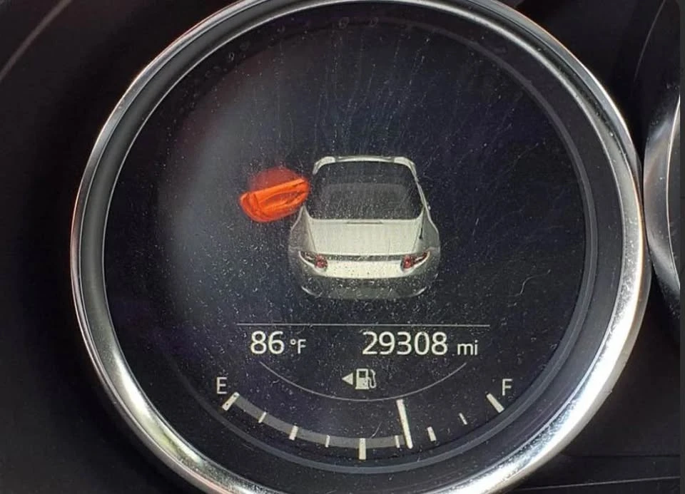 2022 Mazda ND MX-5 Miata - Image 10 of 14
