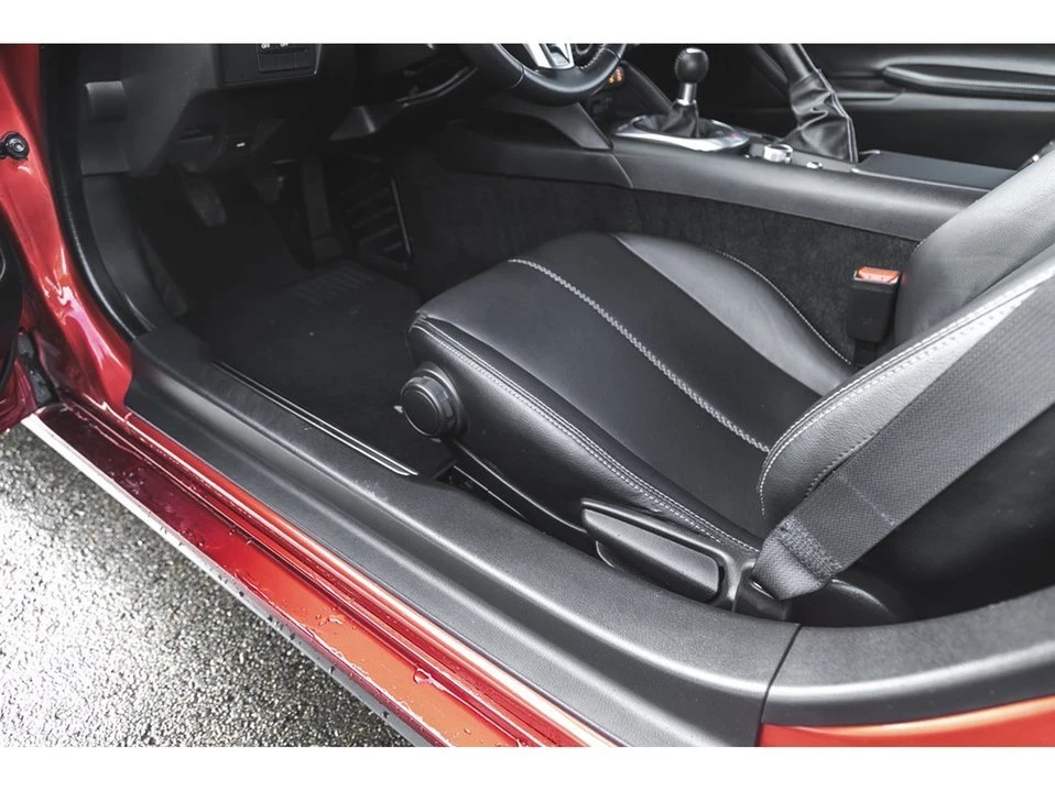 2022 Mazda ND MX-5 Miata - Image 15 of 19