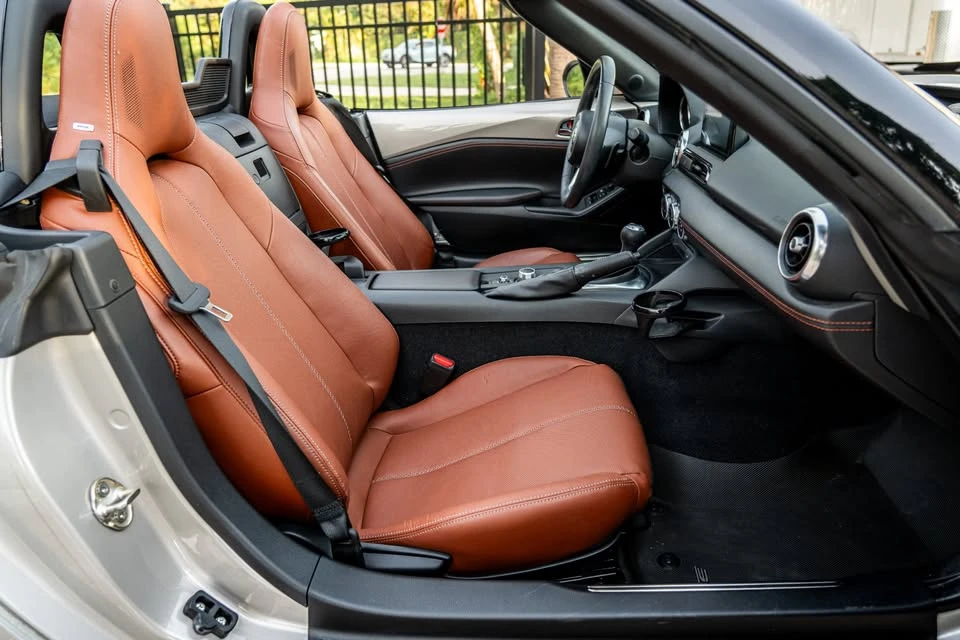 2022 Mazda ND MX-5 Miata - Image 12 of 13